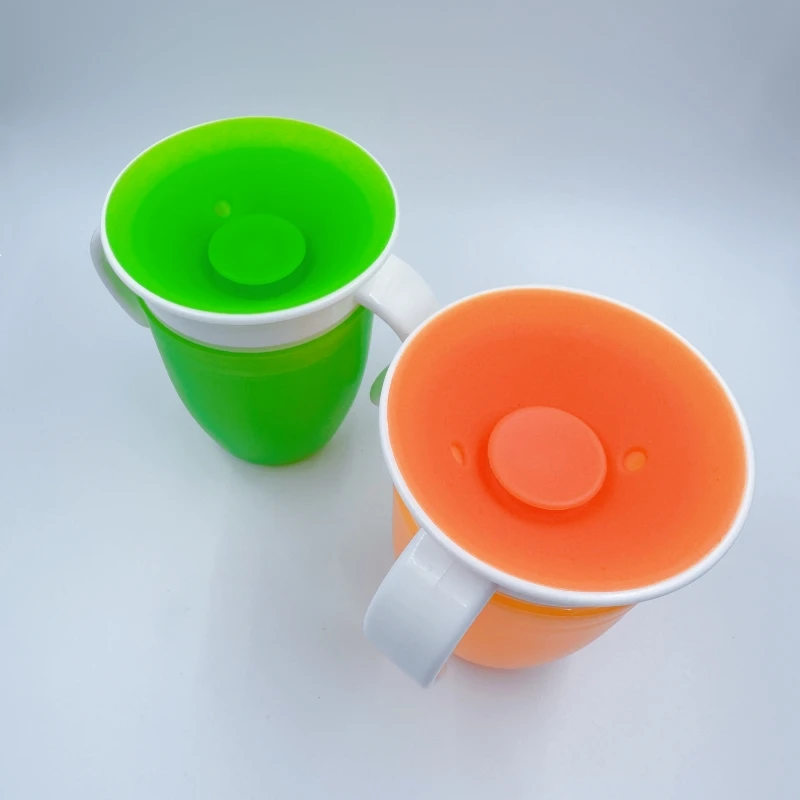 Vaso aprendizaje de silicona para bebé – Antiderrames y fácil de usar