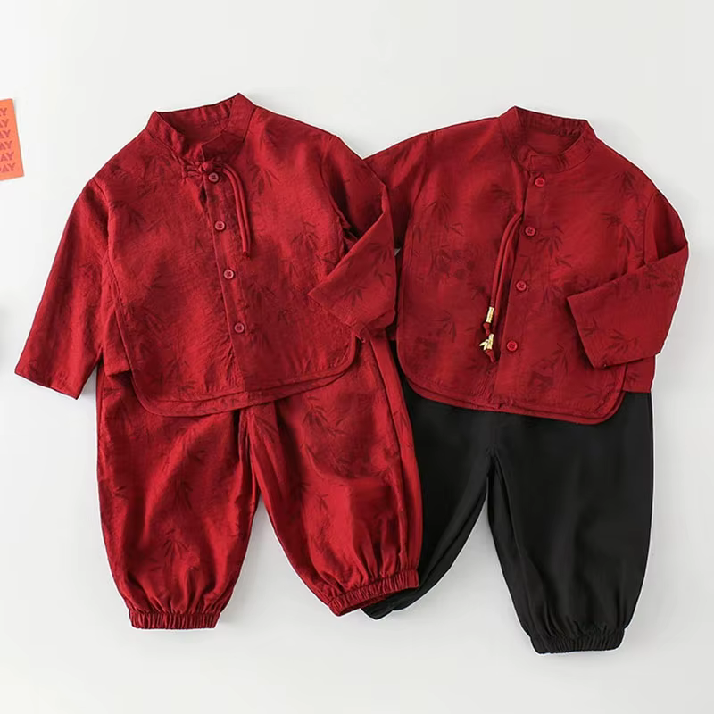 Conjunto infantil rojo para primavera y verano - imagen 4