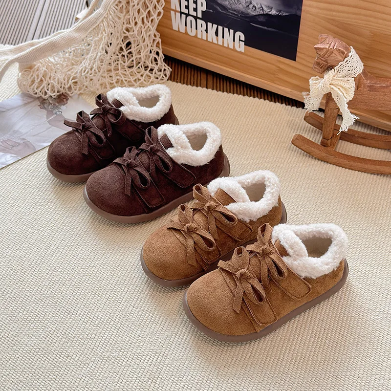 Zapato de invierno para niños 2025, edición coreana, nueva bota individual de fondo plano para niños, bota de felpa antideslizante Retro para niñas, botas de moda para niñas - imagen 4