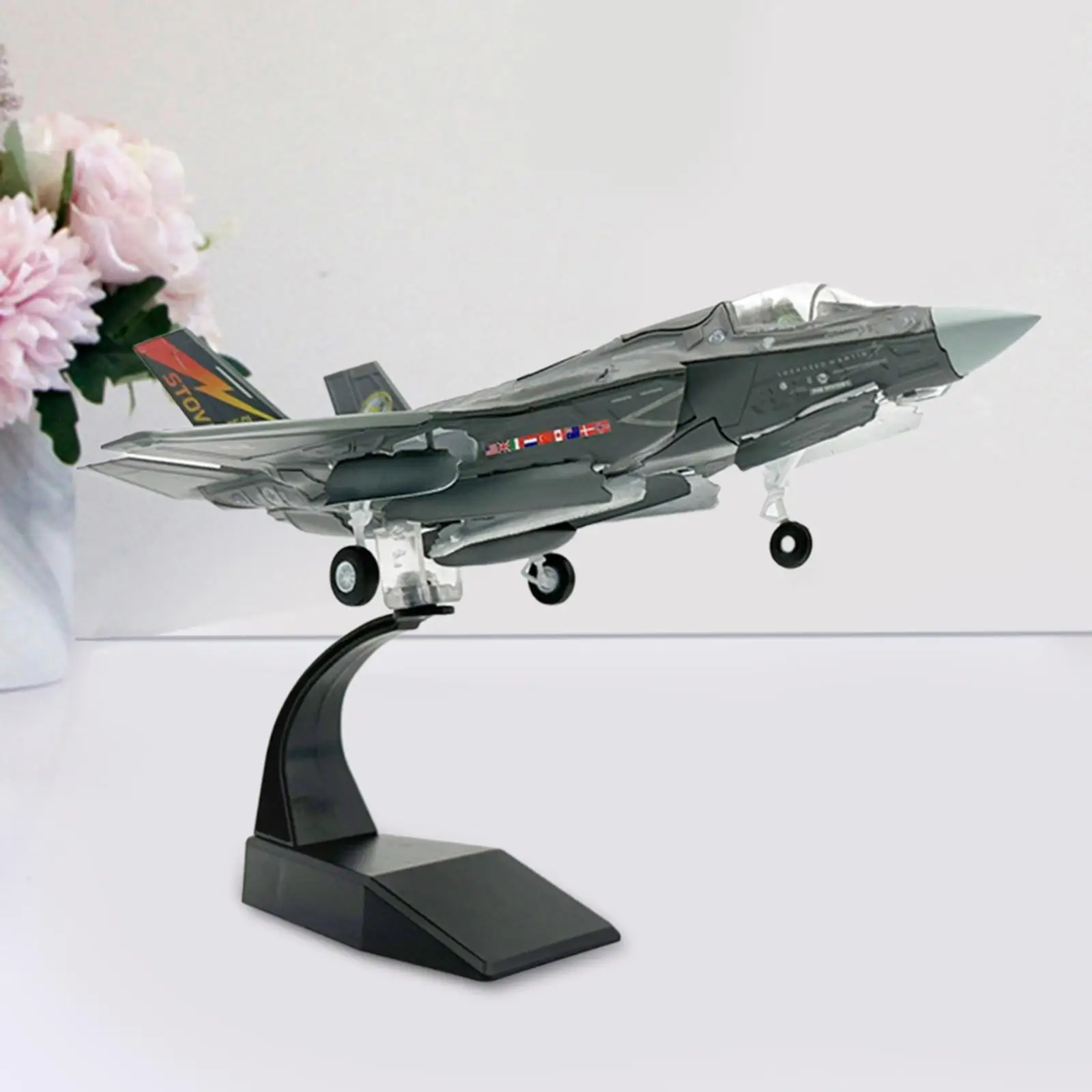 Aircraft Model 1/72 Scale Alloy Souvenir Tabletop Decor with Display Base Fighter Model Plane Model Toy for Holiday Gift Adults
