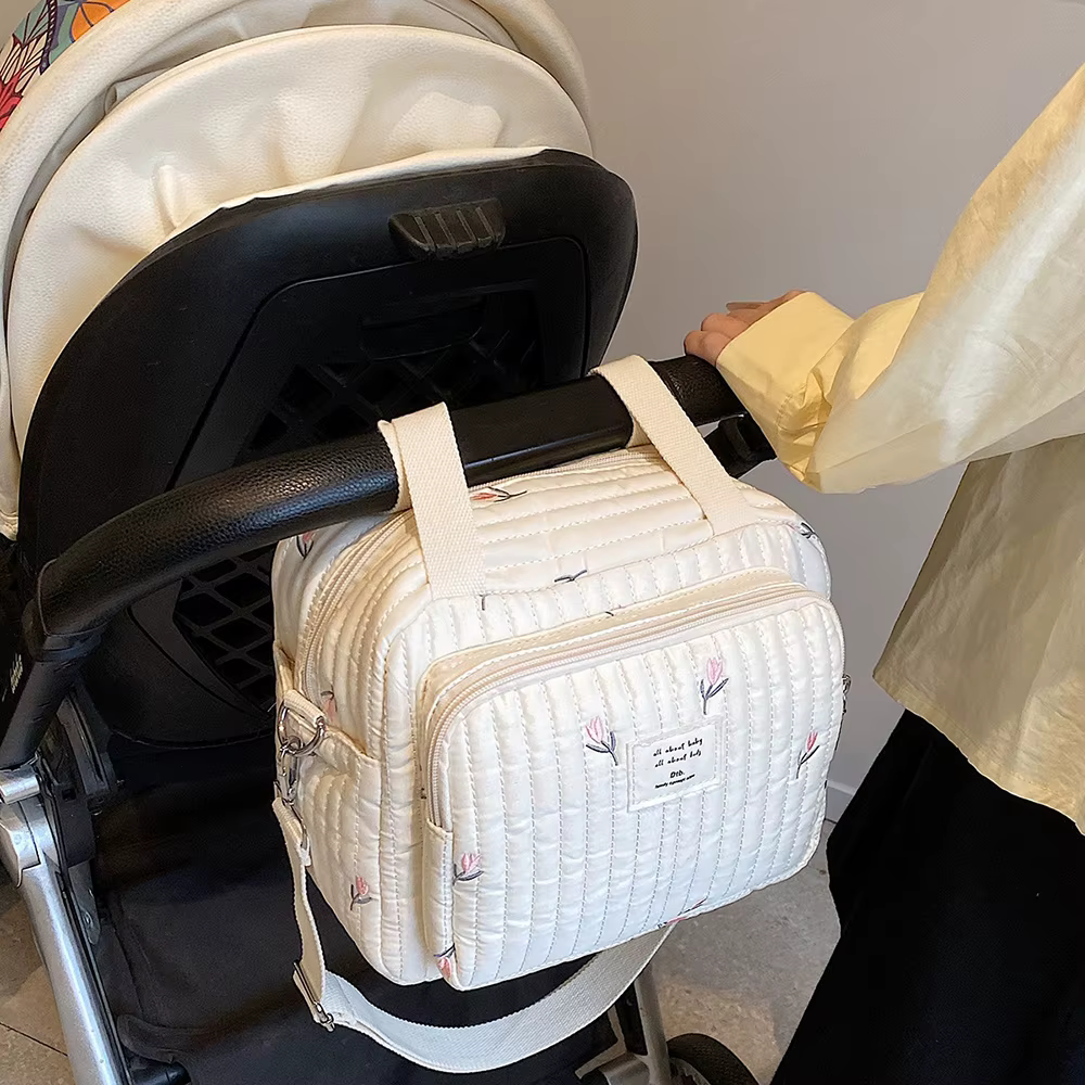 Bolsa cambiador para cochecito con clip – Ligera y práctica - imagen 4
