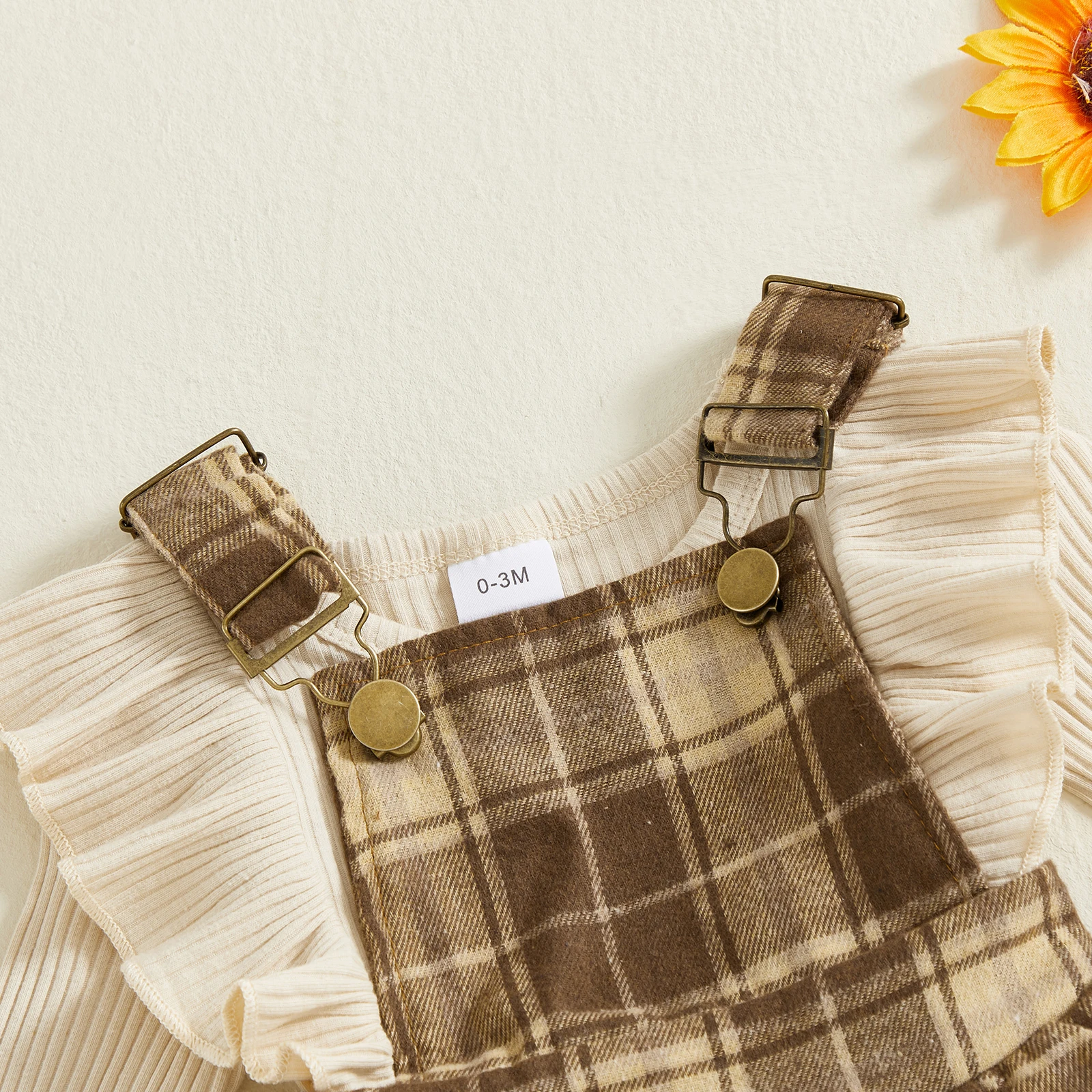 VISgogo Conjunto de 2 piezas para niñas, mameluco de manga larga con volantes acanalados y vestido con tirantes a cuadros, ropa linda de otoño - imagen 5