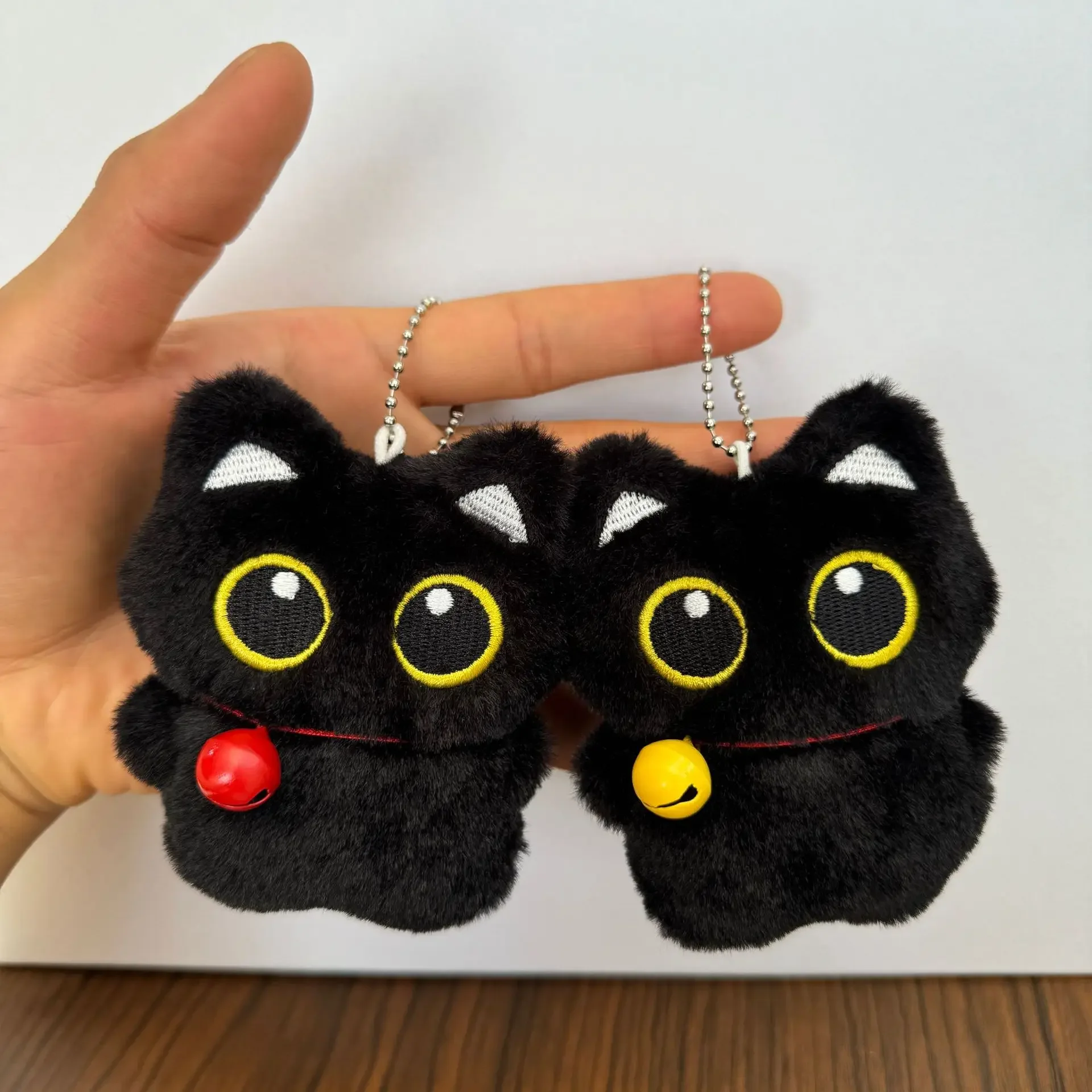 Mini lindo gato negro de peluche de juguete de dibujos animados llavero de gatito mochila accesorios de decoración muñeco de peluche suave regalos de cumpleaños y Navidad - imagen 3