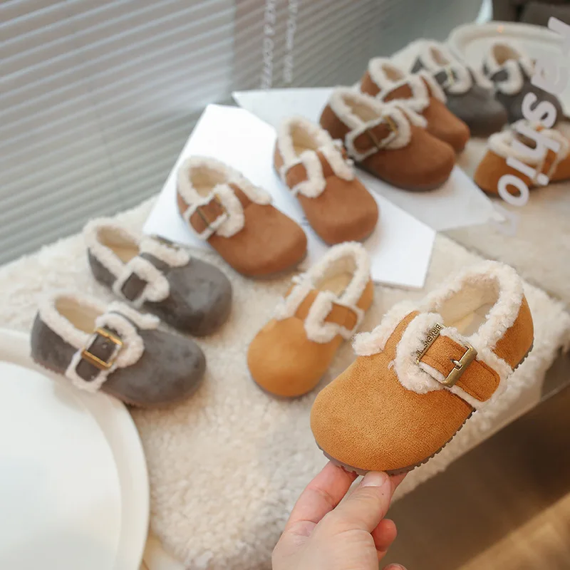 Zapatos planos para niños para invierno, botas de nieve cálidas de algodón de felpa, calzado antideslizante de suela suave para primer andador de niña - imagen 2