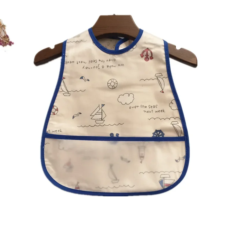 Babero impermeable infantil con animals – Bolsillo ajustable - imagen 4