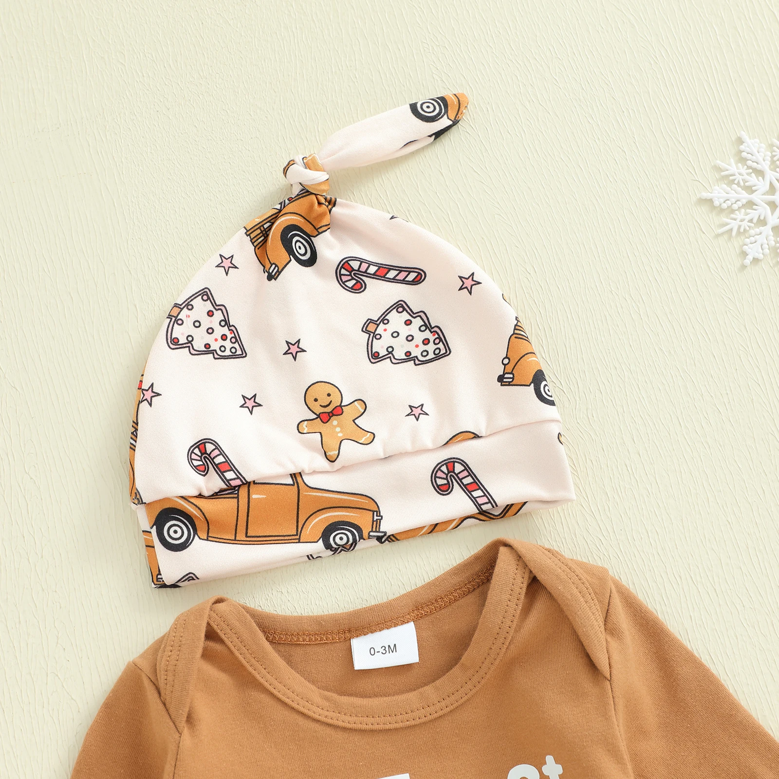 Conjuntos de 3 piezas para bebés de 0 a 18 meses, mameluco de manga larga con cuello redondo, pantalones con estampado de Papá Noel/pan de jengibre, sombrero - imagen 4