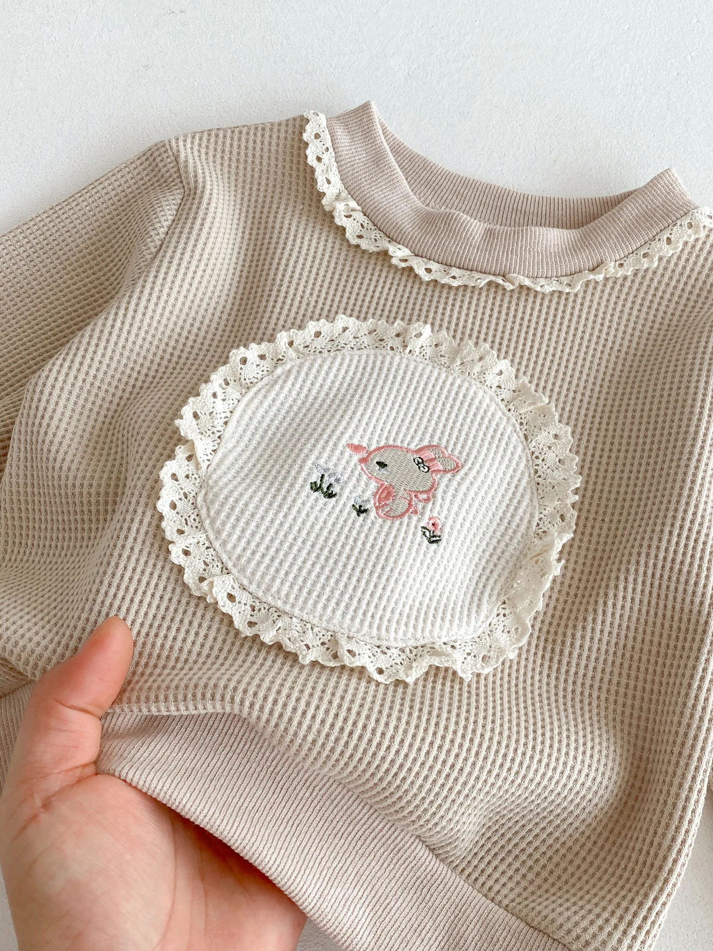 Conjunto de ropa de otoño para niñas de 9m-4 años, Sudadera con capucha y pantalones para niñas pequeñas, traje de 2 uds para niñas, traje de gofres para niños, ropa de abrigo informal para uso diario - imagen 5