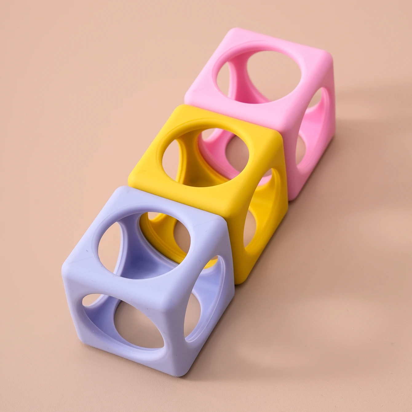 Color niños 1 Uds. Mordedor de silicona para bebé juguete para masticar libre de BPA seguro alivio de la dentición para bebés pequeños chupete Molar de enfermería Senso