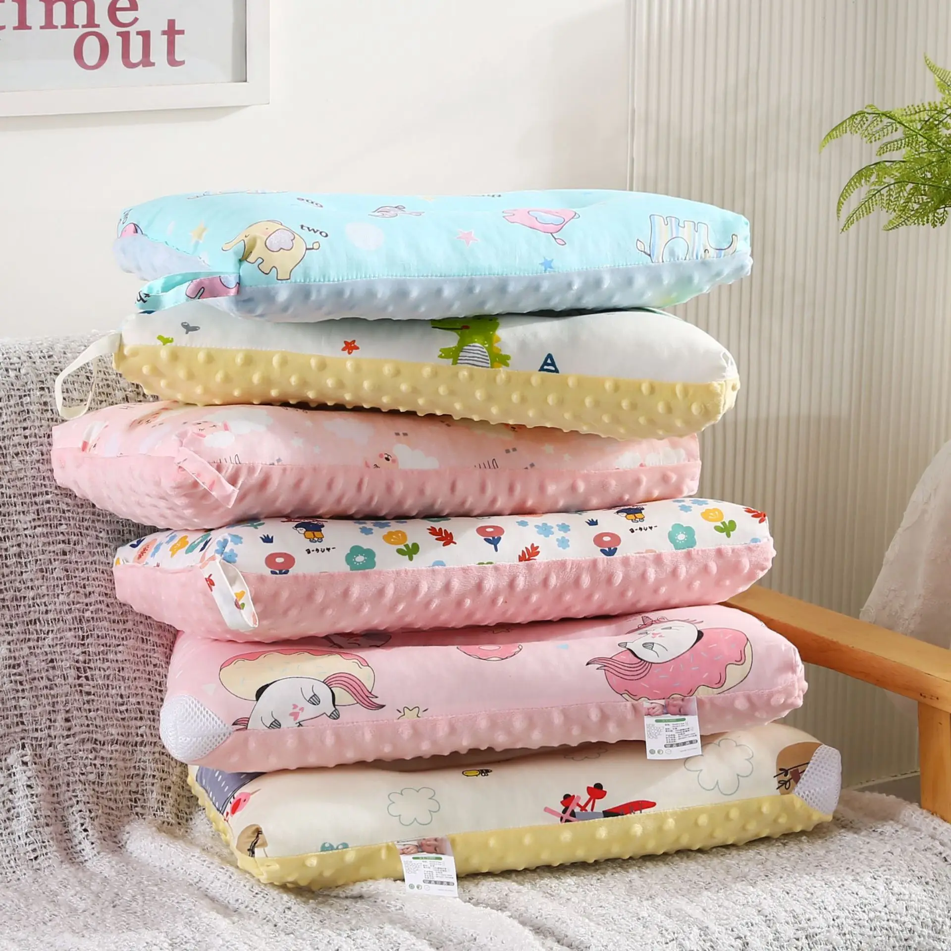 Nuevos almohadas rectangulares de terciopelo de algodón para niños, almohadas de alta calidad para bebés para transmisión en vivo de guardería