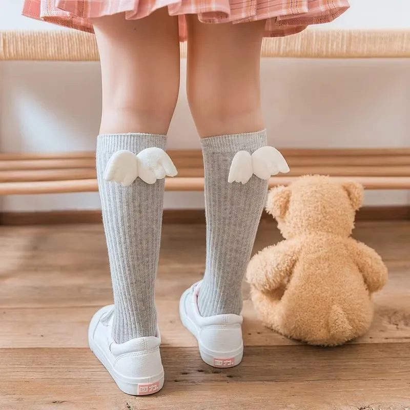 Calcetines con alas de Ángel para niñas pequeñas, calcetines largos de algodón suave para niños pequeños, calcetines sólidos hasta la rodilla para niños de 1 a 10 años - imagen 2