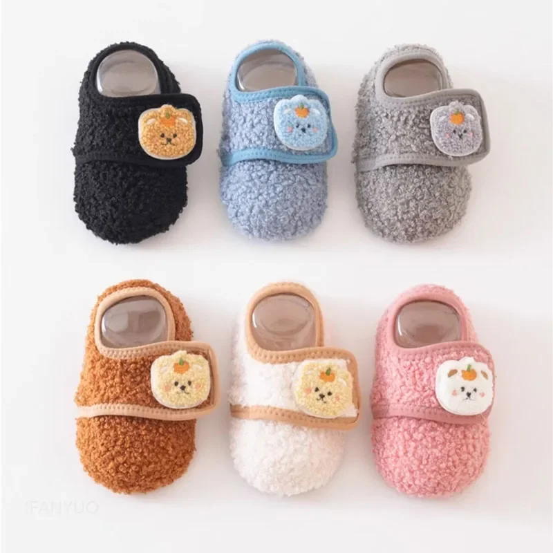 Calcetines antideslizantes de suela blanda para bebés y niños - imagen 2