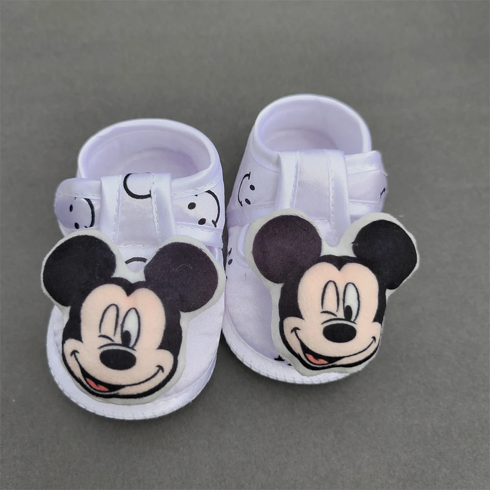 E Baby shoes