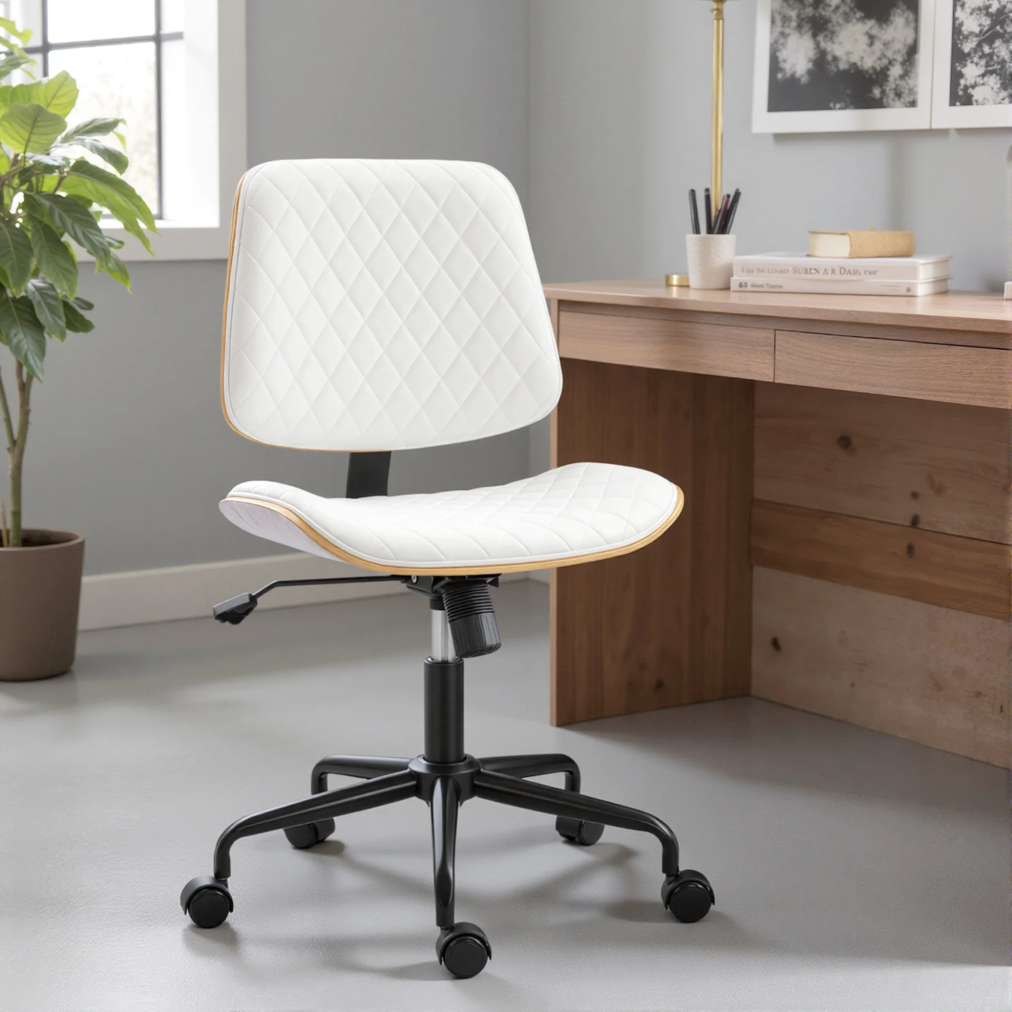 HOMCOM Silla de Escritorio sin Brazos, Silla de Oficina Giratoria, Tapizada en Cuero Sintético, con Respaldo Curvado, Asiento Forma U, Altura Ajustable, Basculante, Blanco - imagen 2