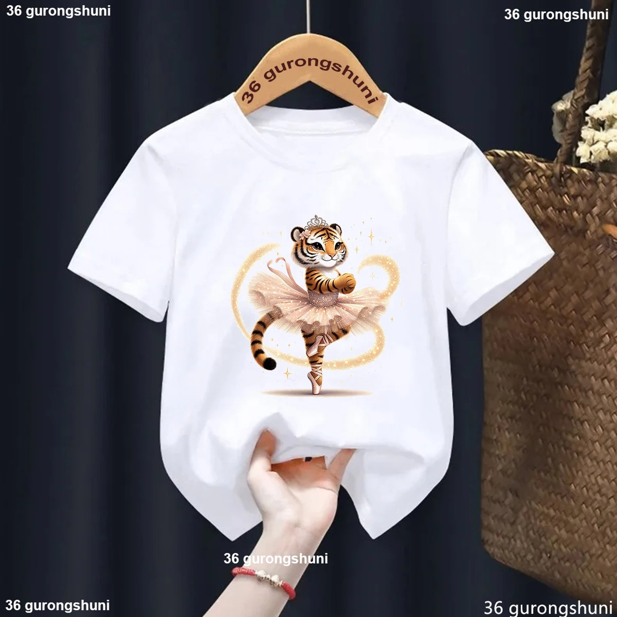 Camiseta estampado animalitos originales para niña - imagen 4