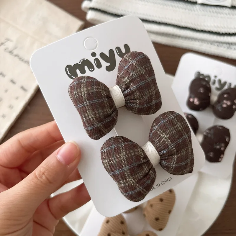 2 unids/set coreano a cuadros Clip de pelo con lazo para niños Retro Boho estampado Floral Otoño Invierno horquillas Beige conjunto de pasadores de tela suave - imagen 2