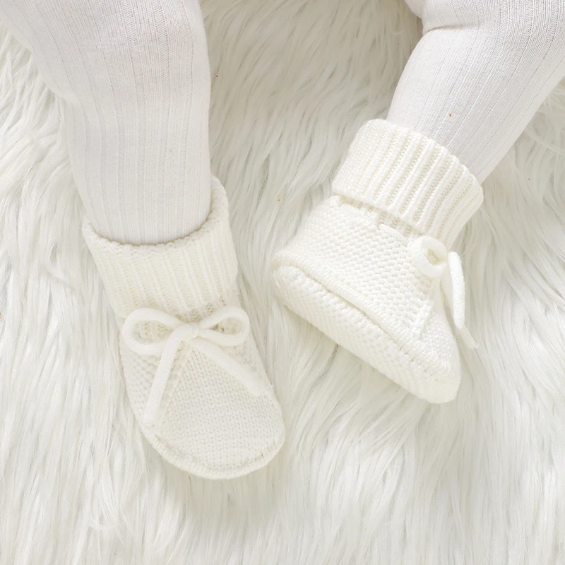 Zapatos primeros pasos con suela suave de ganchillo para niña - imagen 5
