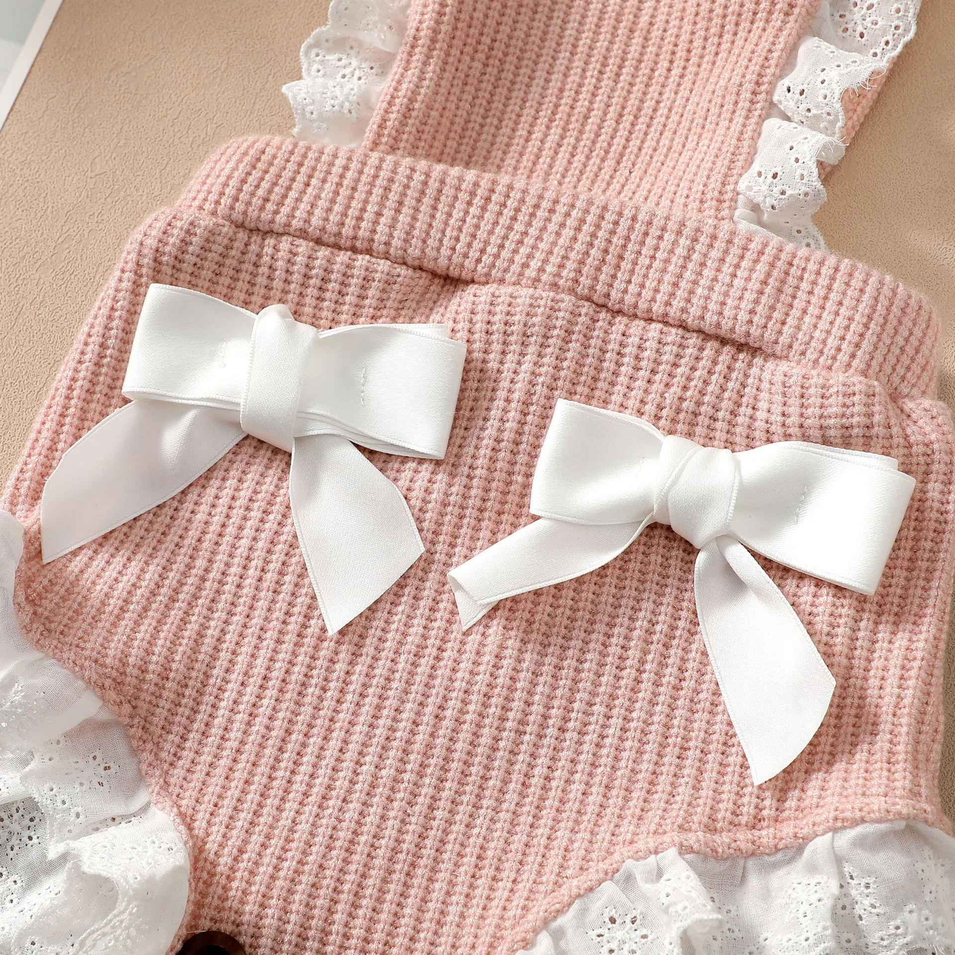 Mono de 2 uds para niñas pequeñas, traje de verano con lazo de Color contrastante, sin mangas, pelele de punto con volantes, sombrero, traje para niños - imagen 4