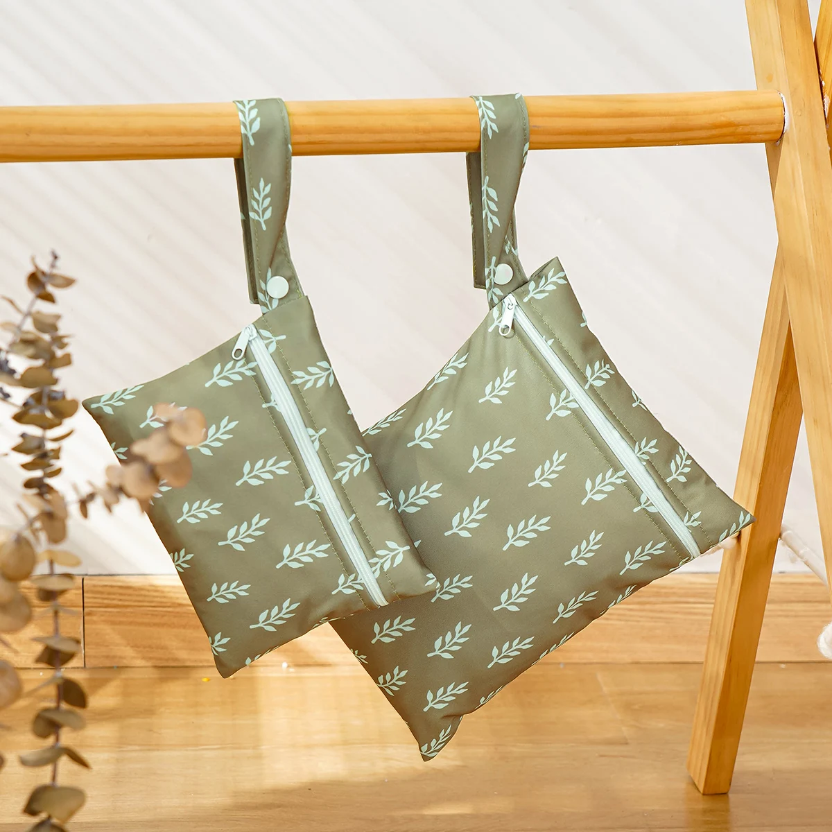 HappyFlute, nuevos conjuntos de dos piezas, diseño de mango con estampado de plantas, impermeable, uso multiusos, bolsa de pañales para bebés ecológica reciclada - imagen 2