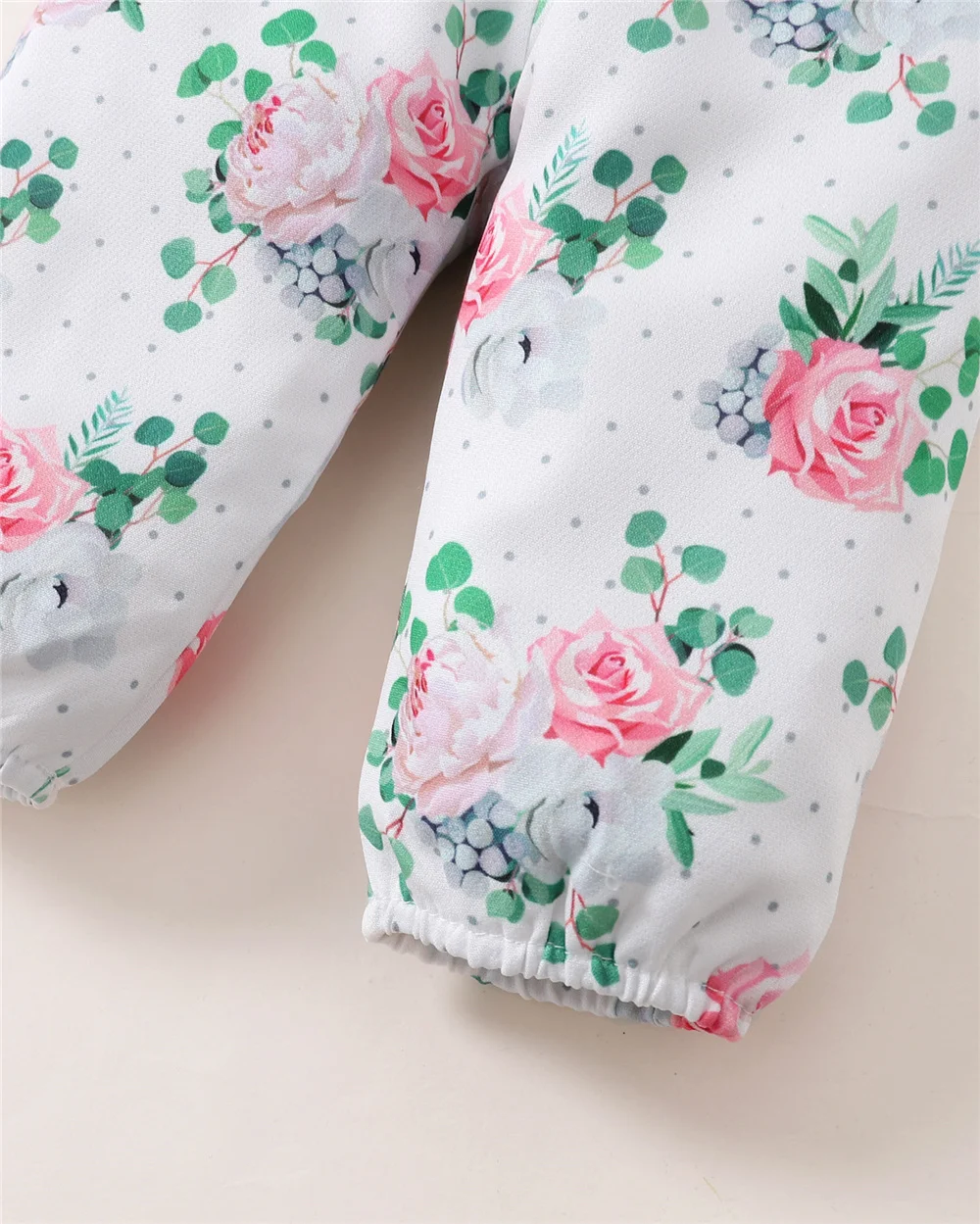 Conjunto de ropa de 3 piezas para niña recién nacida, Pelele de manga corta con letras, pantalón de flores y Diadema con lazo, atuendo encantador de verano - imagen 5