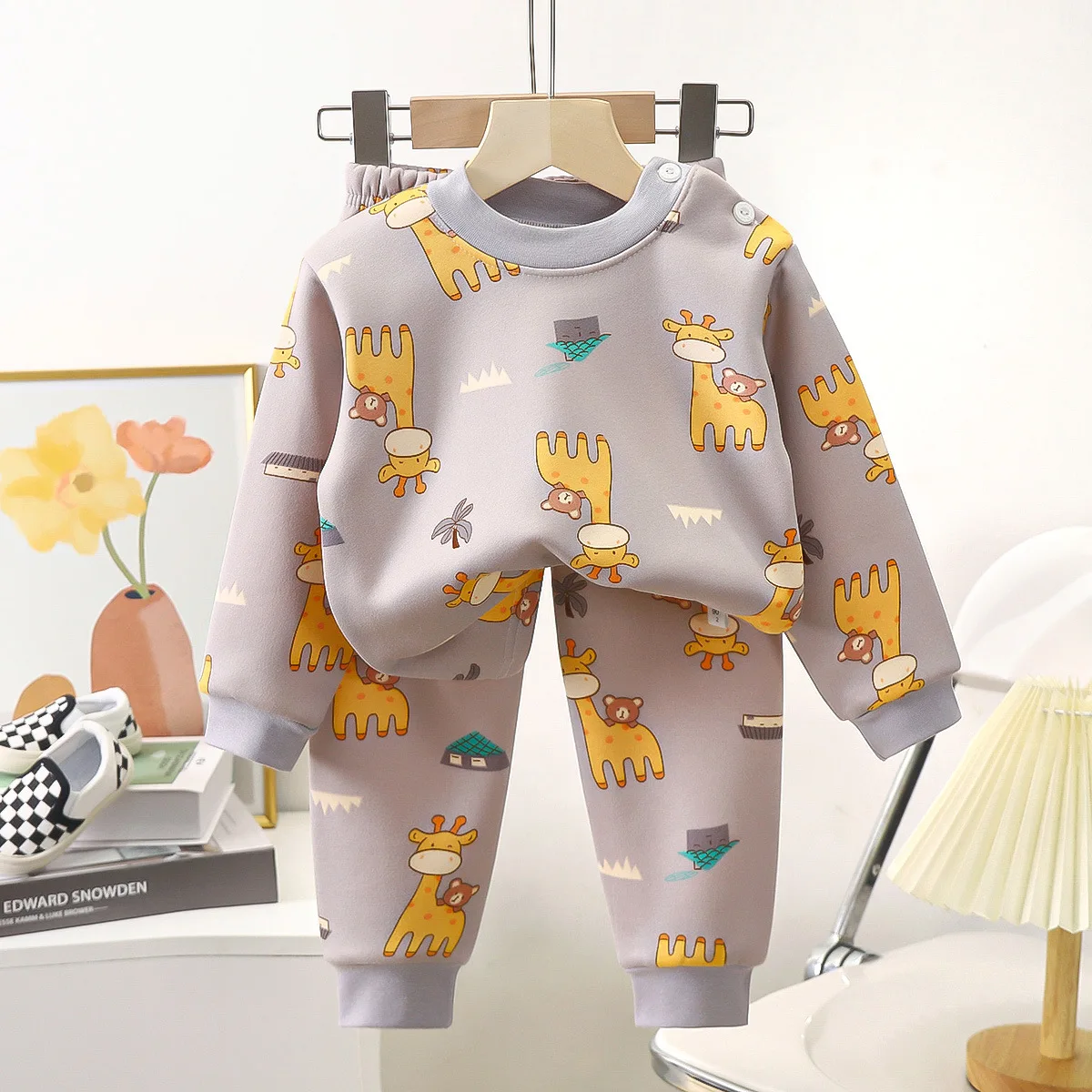 Conjunto de ropa de otoño para niños, pijamas para bebés, ropa para bebés, niños y niñas, ropa gruesa de Cachemira para el hogar para otoño e invierno - imagen 2
