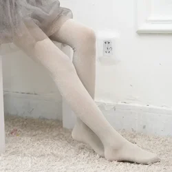 Pantimedias de ballet para niña – Terciopelo plateado