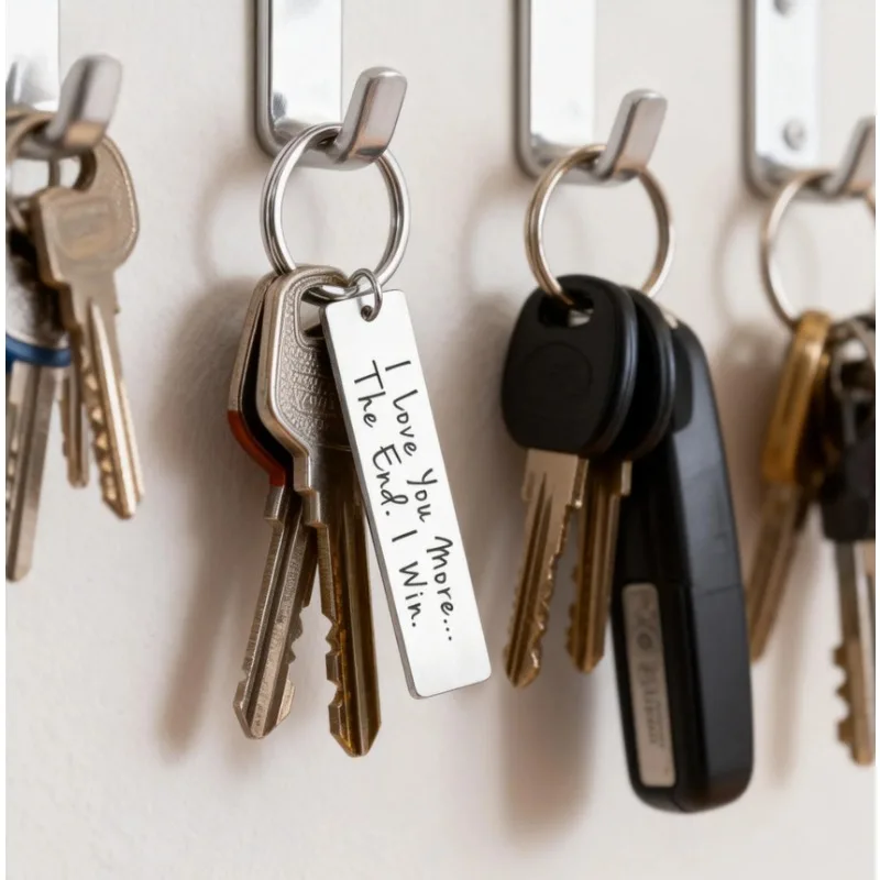 Llavero minimalista de acero inoxidable: diseño de selección de guitarra, regalo para parejas, amigos, todas las ocasiones - imagen 5