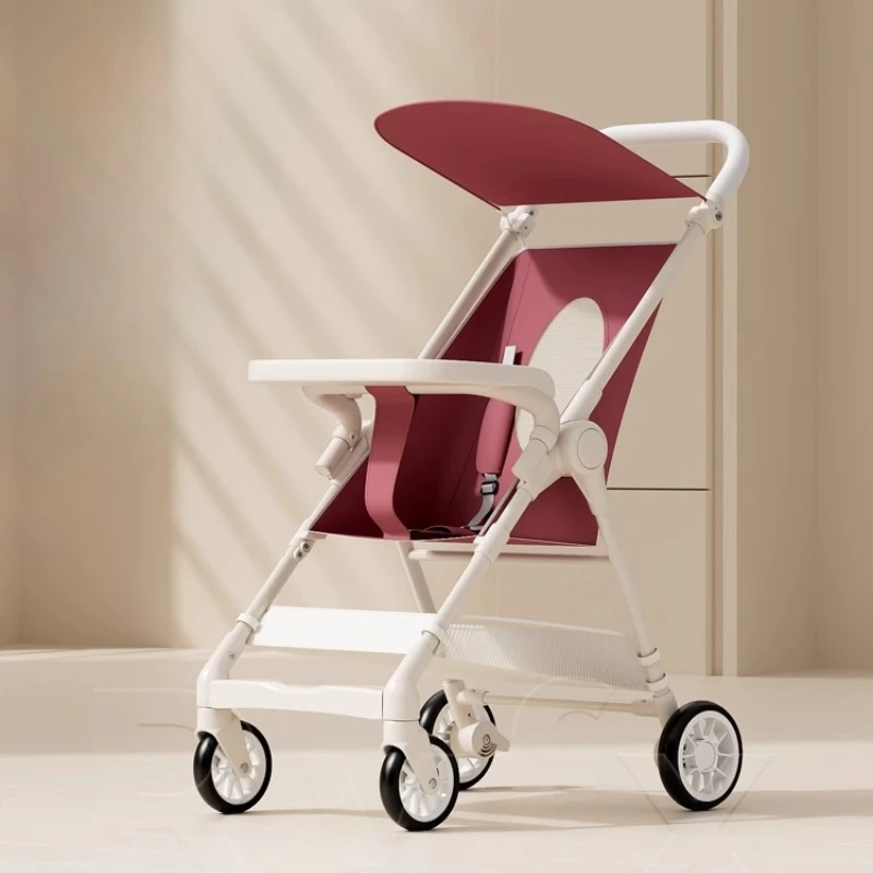 Carrito de paseo ultraligero con suspensión y ruedas pivotantes