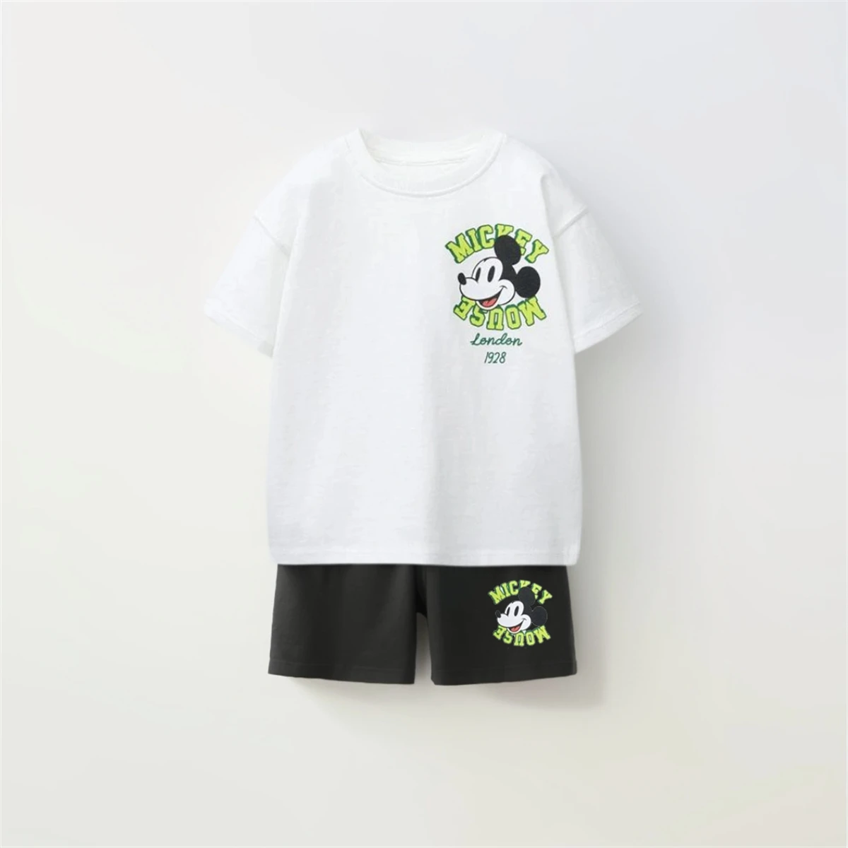 Preciosa camiseta + conjunto corto de 2 piezas, camisetas de verano 2026 para niños, pantalones cortos simples y versátiles, trajes de manga corta, ropa de nuevo diseño para niños - imagen 2