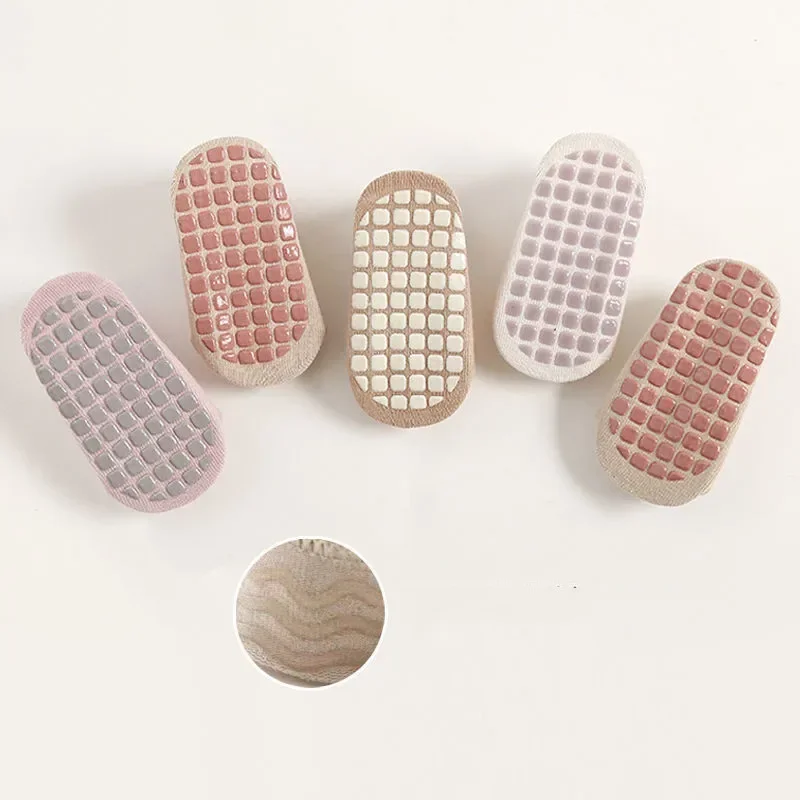 Newrbon-calcetín tobillero de dibujos animados para bebé, niño y niña, de silicona, antideslizante, ropa de algodón Kawaii, 1 par - imagen 3