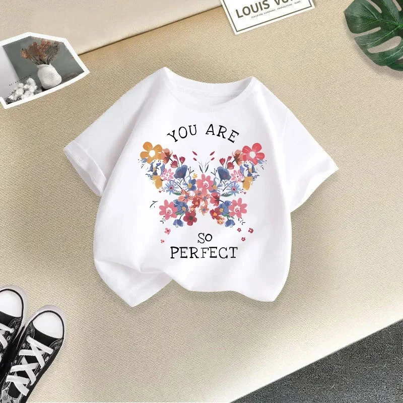 Camiseta de manga corta para niña con estampado de gatitos - imagen 5