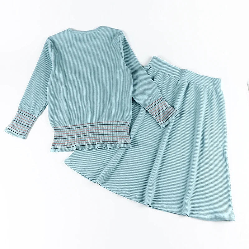 Top y falda de algodón acanalado para niña, ropa a juego para la familia, camisa de manga larga, otoño e invierno, novedad de 2022 - imagen 4