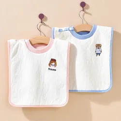 Babero impermeable suave para bebé – Limpieza facial y dental