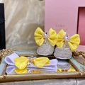 yellow crown