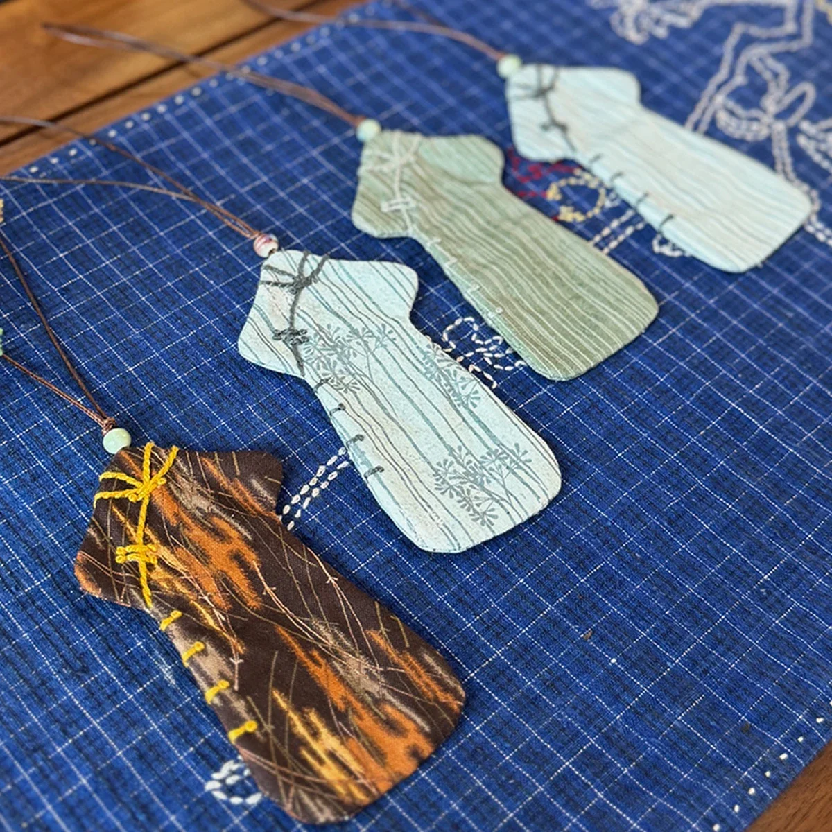 Marcapáginas bordado artesanal para niños – Regalo escolar - imagen 5