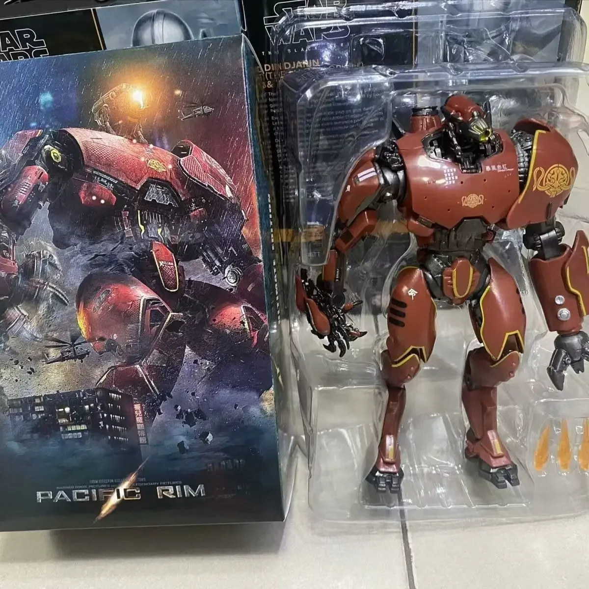 Pacific Rim Crimson Typhoon – Figura de acción infantil