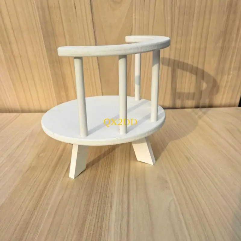 Taburete de madera para sesión de fotos de recién nacido