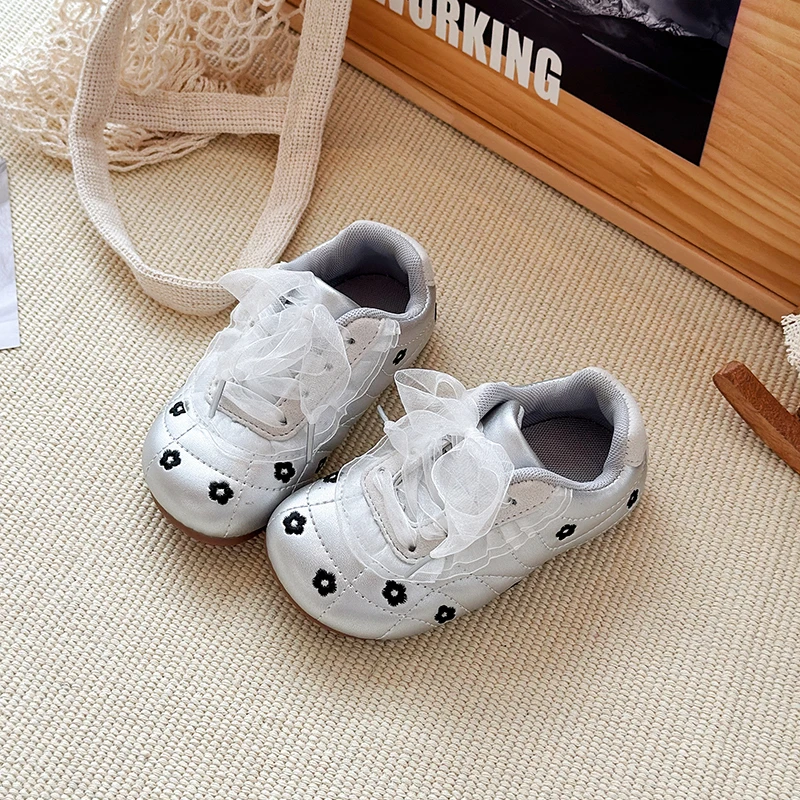 Primavera otoño niños zapatos casuales para niñas zapatillas antideslizantes suela blanda zapatos para niños pequeños encaje Floral princesa - imagen 2