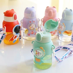 Vaso infantil con pajita anti-caídas ideal para el colegio diario