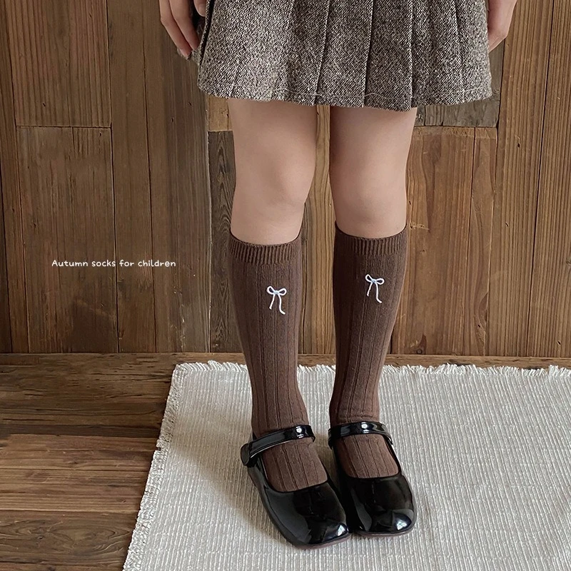 Calcetines largos para niñas, medias con lazo bordado para primavera y otoño, calcetines coreanos de algodón de tubo largo de punto liso para niñas de Lolita - imagen 4