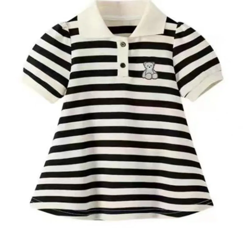 Vestido polo de verano para niña con oso bordado y falda a rayas - imagen 2