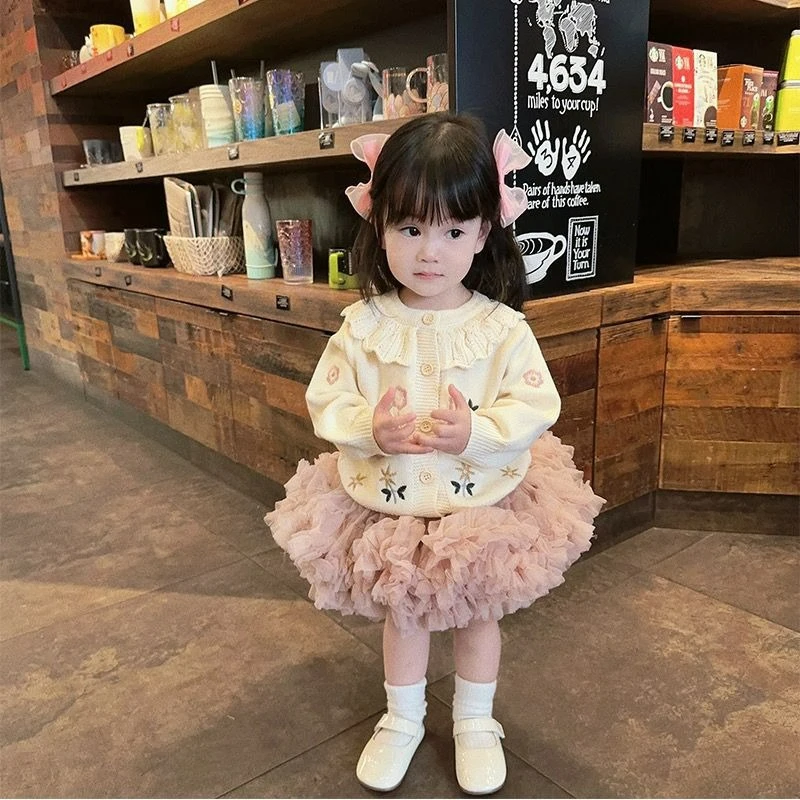 INS primavera y otoño bebé niña flor bordado volante cuello cárdigan suéter, versátil chaqueta de punto de manga larga