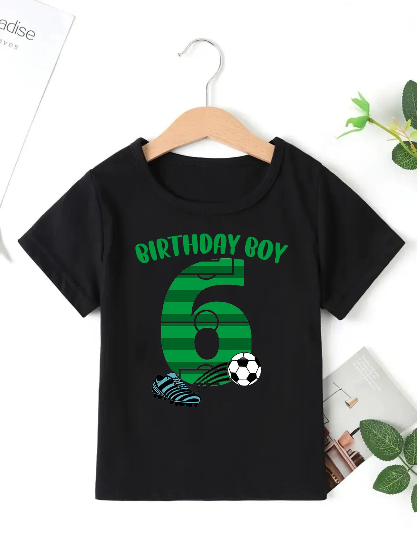 Camiseta con estampado con dibujo de 6 a 7 ° cumpleaños de fútbol para niños/niñas, solo un niño que ama el fútbol, la mejor camiseta de regalo de cumpleaños