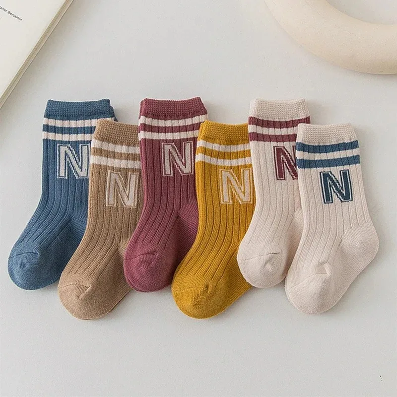 Calcetines de algodón para bebé con letras, suaves en punto tubo medio - imagen 2