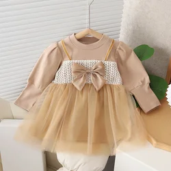 Vestido de algodón para niña con lazo de encaje – Manga larga