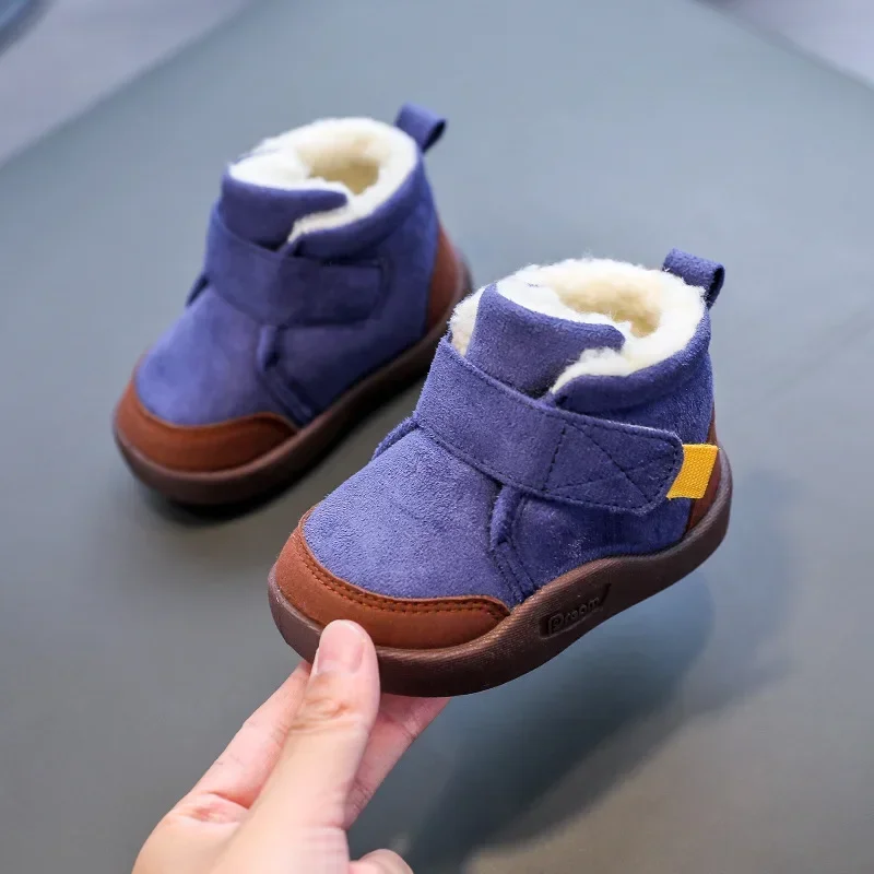 Botas de nieve antideslizantes para bebés con forro de felpa