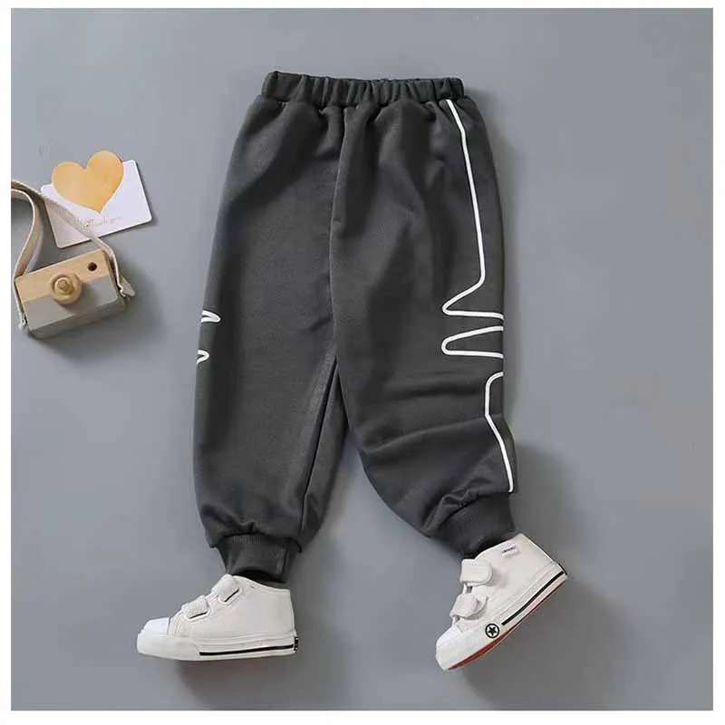 Pantalón chándal de rayas para niños – Fresco y cómodo - imagen 3