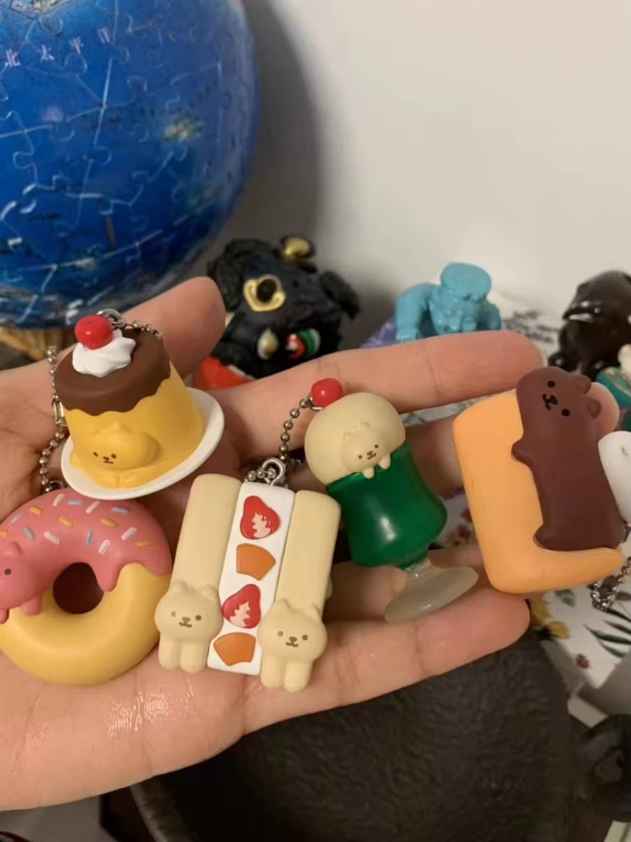 Qualia cápsula juguetes gato oculto mascota bola cadena 2 lindo gatito kawaii en comida pudín donut gashapon - imagen 4