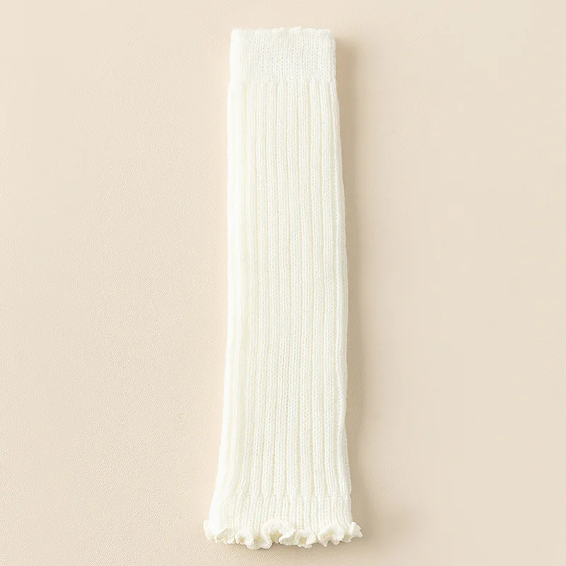 Calcetines de punto de estilo coreano de primavera-otoño para niñas: calcetines de media pantorrilla JK holgados con volantes de clase A, cálidos y de moda para niñas con estilo. - imagen 5