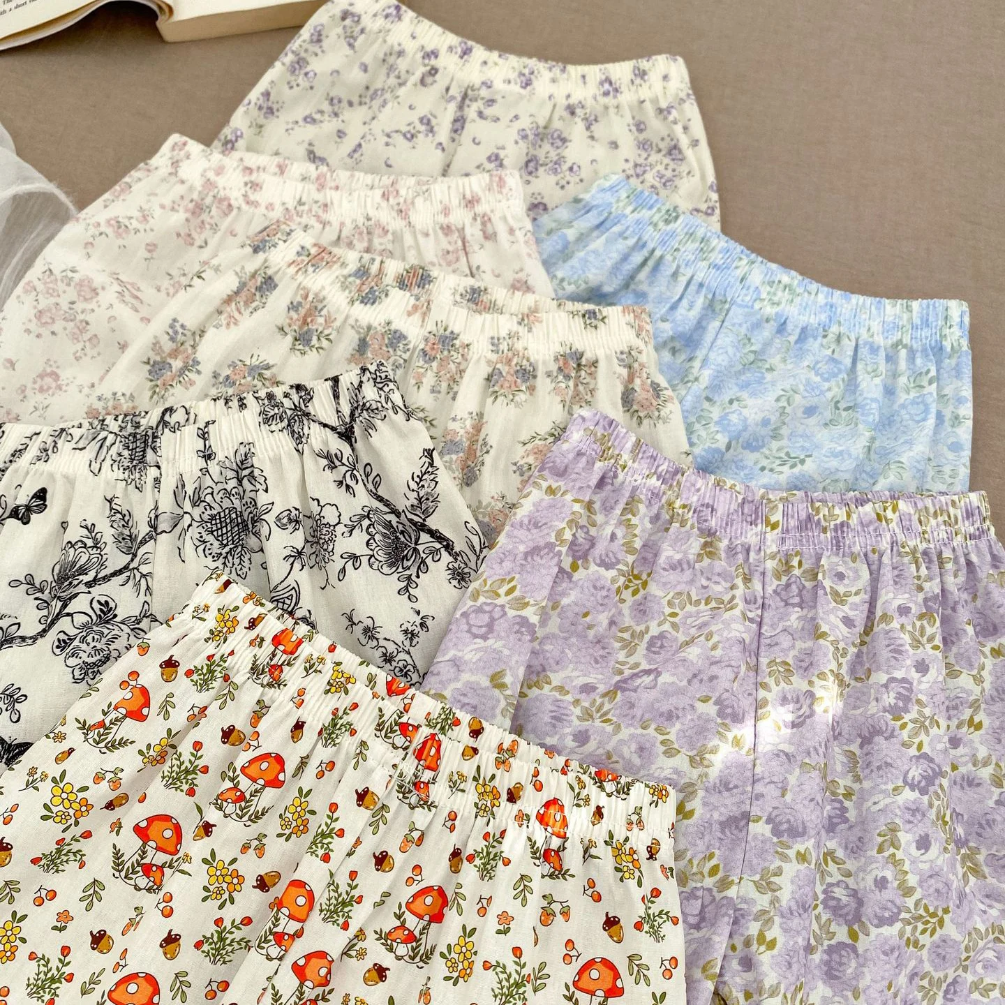 Pantalones finos de verano para bebé, pantalones antimosquitos de algodón para niñas, pantalones para niños, pantalones holgados con estampado de flores para bebé 2024 - imagen 4