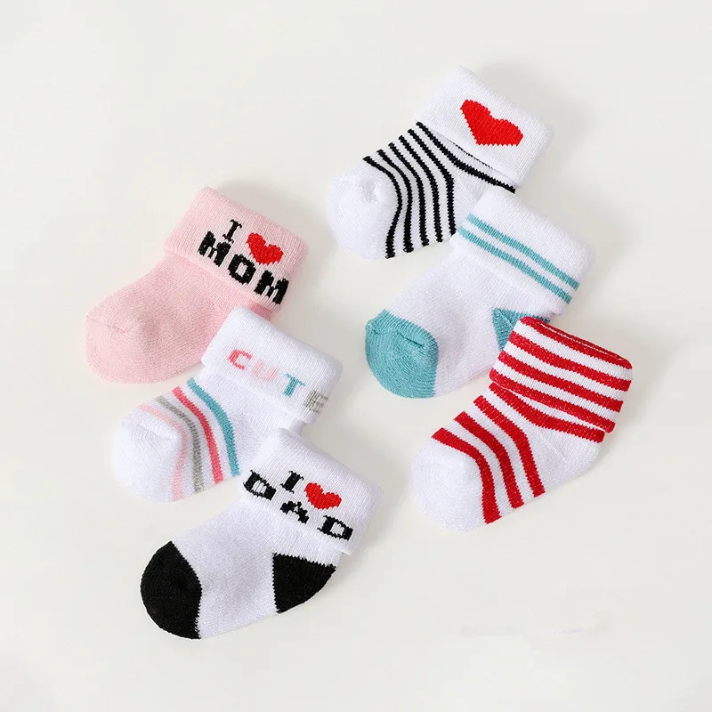 Calcetines cálidos altos para niñas otoño e invierno – suaves - imagen 4
